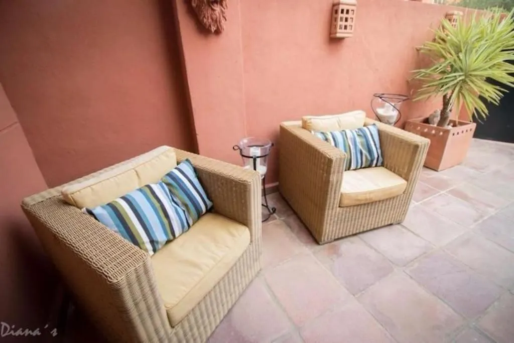 023 Enchanting 4 Bed Traditional Townhouse In Benalmadena Costa