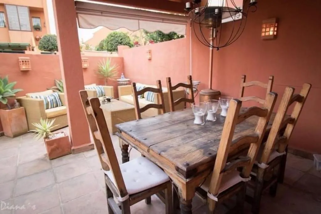 023 Enchanting 4 Bed Traditional Townhouse In Benalmadena Costa Spain