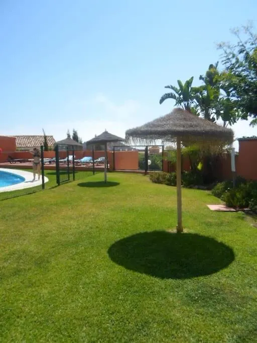 023 Enchanting 4 Bed Traditional Townhouse In Benalmadena Costa Spagna